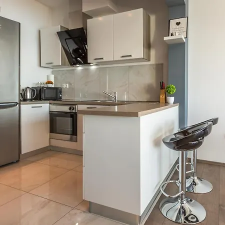 Ante Modern Apartament