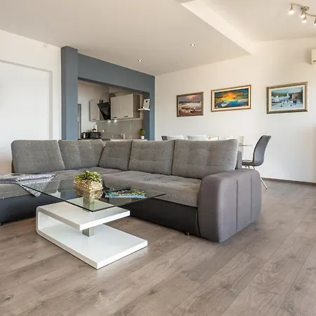 Apartament Ante Modern Omiš